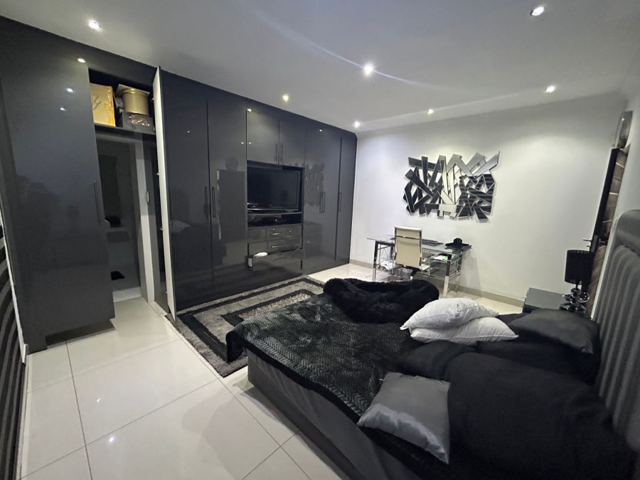 4 Bedroom Property for Sale in Rustenburg Ext 26 North West